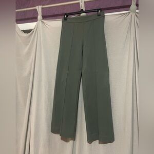 Ann Taylor Green Trousers with Utilitarian Design